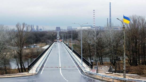 Інфраструктура є найважливішим пріоритетом відновлення Донбасу (опитування “Центру прикладних досліджень”) Інфраструктура є найважливішим пріоритетом відновлення Донбасу (опитування “Центру прикладних досліджень”)